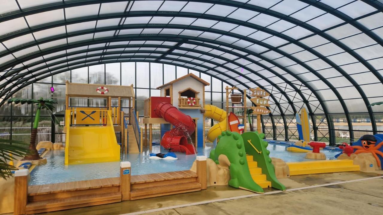Vechtdalchalet De Berk, 5 Sterrenpark Capfun Stoetenslagh Rheezerveen Экстерьер фото